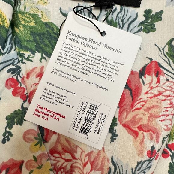 NWT The Met Metropolitan Museum of Art S/M European Floral Pajamas w/Pouch - Picture 4 of 16
